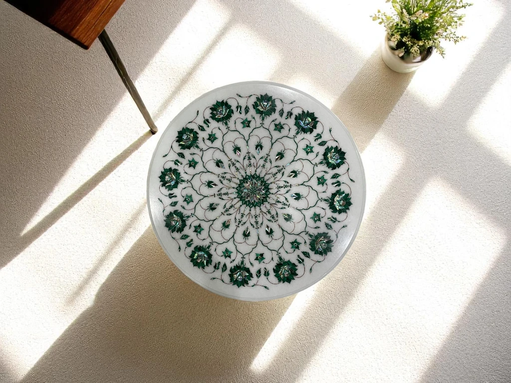 Elegant Marble Coffee Table Malachite Design, Ideal for Gifting